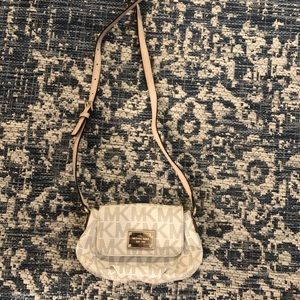 Michael Kors cross body purse